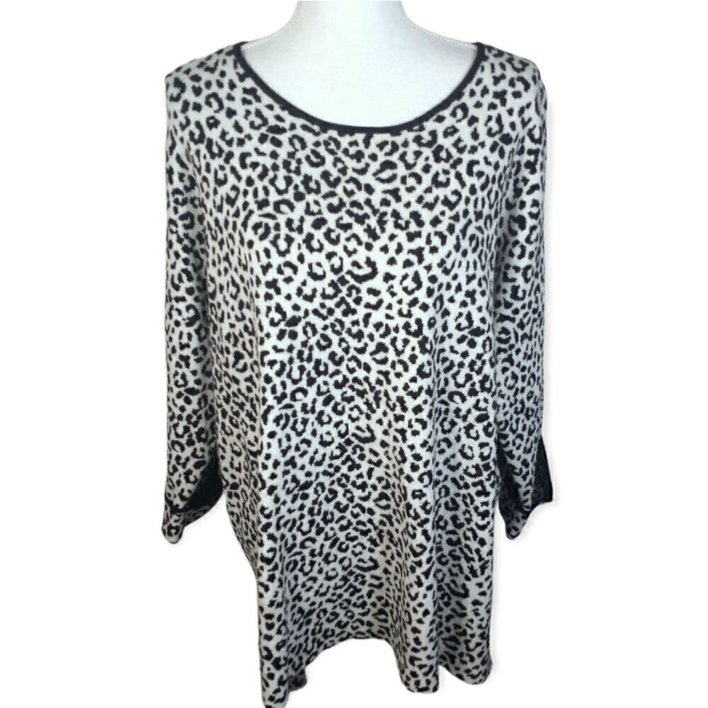 CYNTHIA ROWLEY BLACK WHITE ANIMAL PRINT 3/4 SLEEVE SWEATER PLUS SIZE 3X EUC.